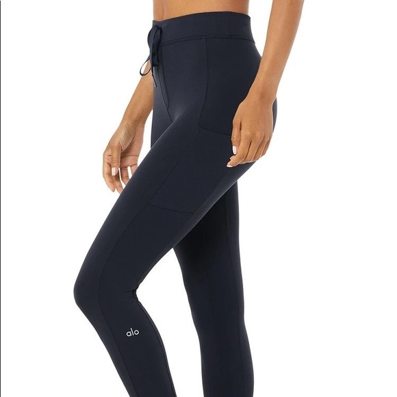 Alo Leggings With Pockets
